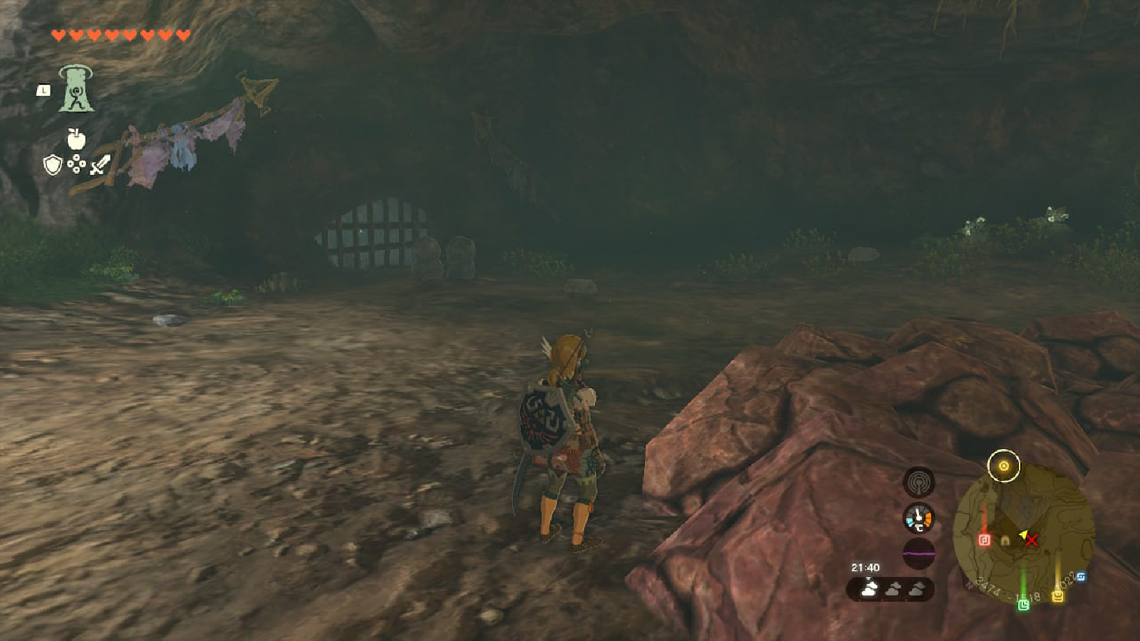 TotK Link inside the robred dropoff cave