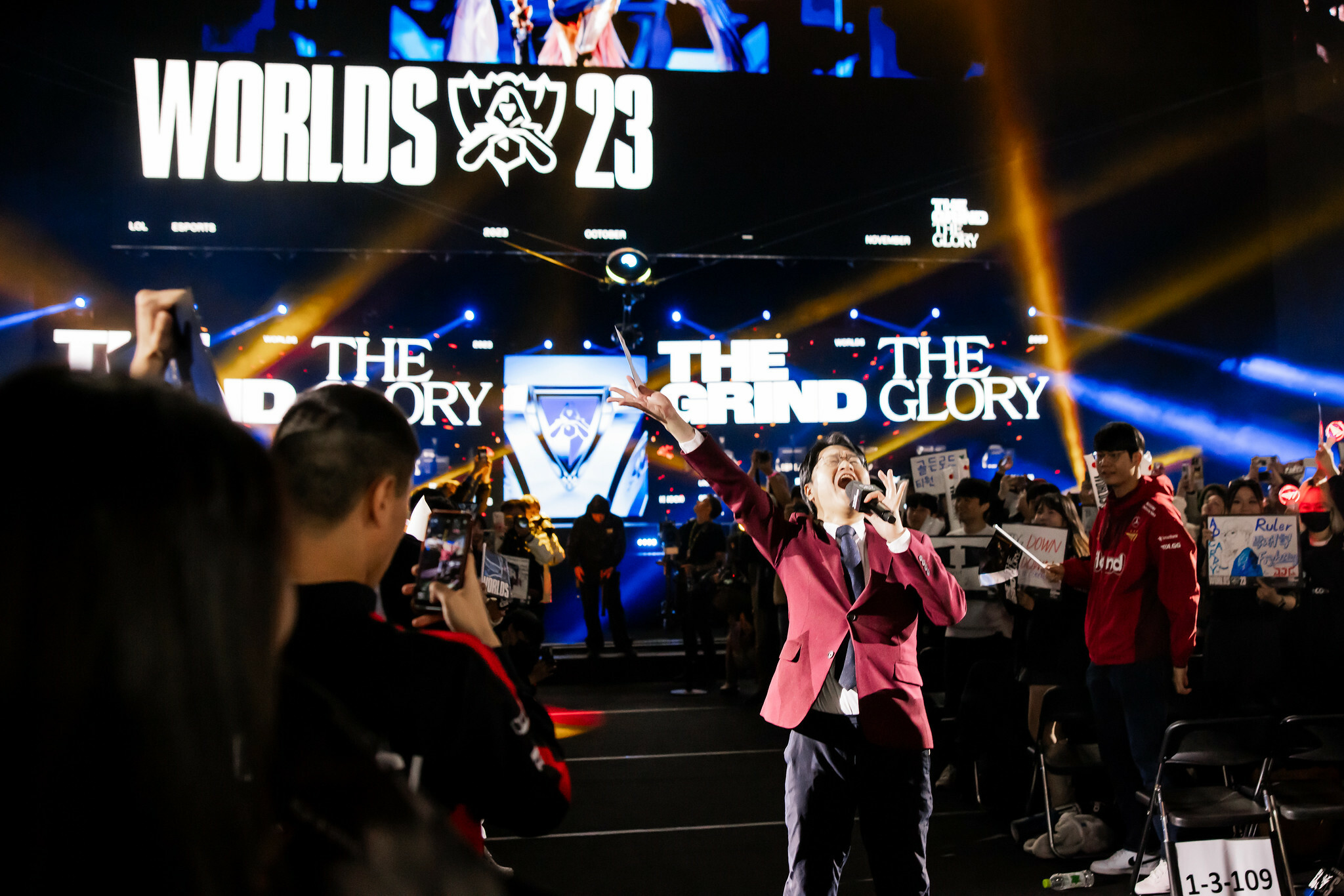Caster Jun Worlds 2023 semi finals