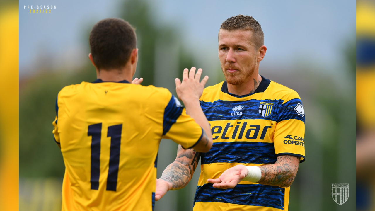 FIFA 22 FUT Beste Trikots Parma jpg