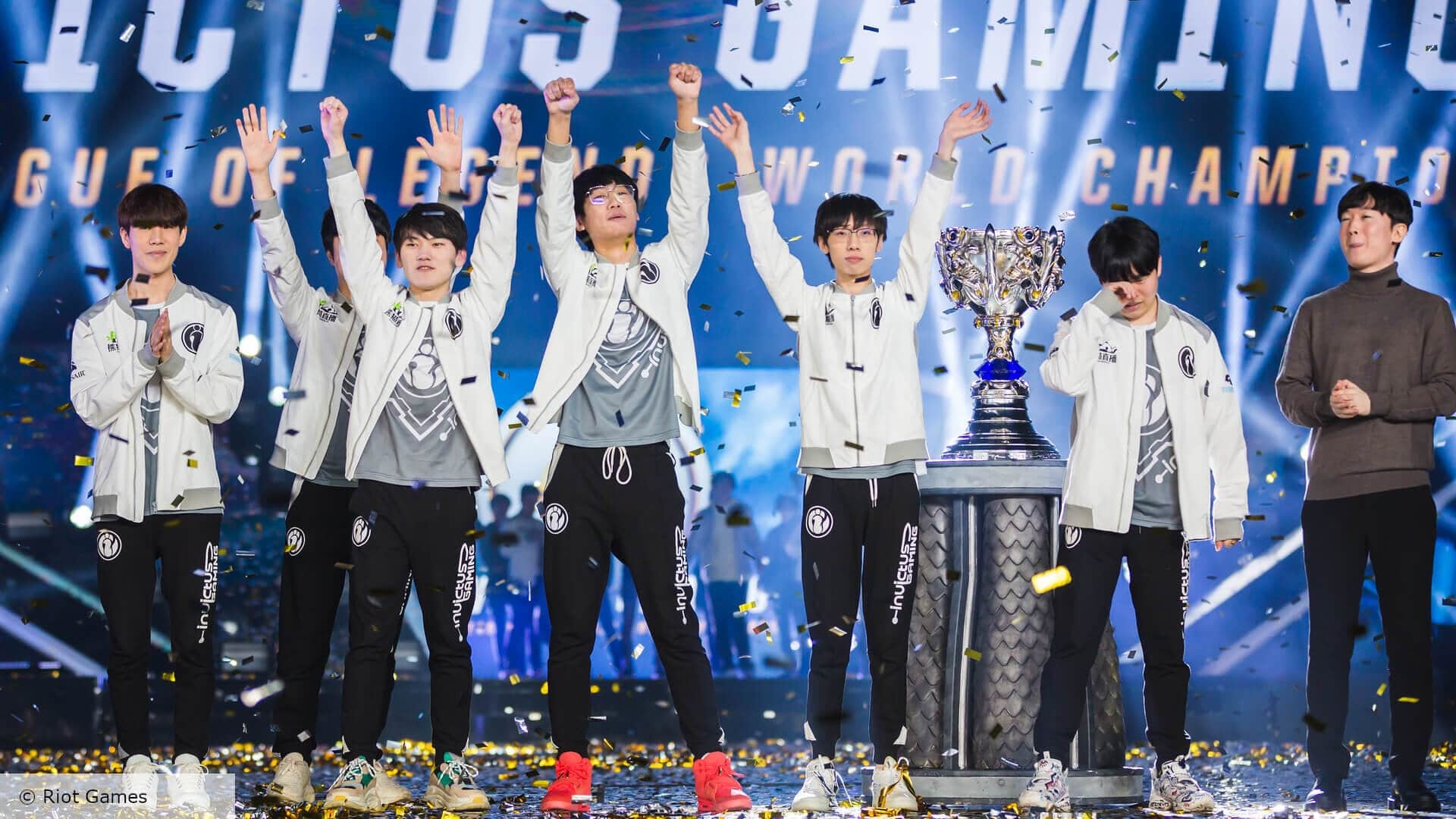 Invictus Gaming Season 8 1