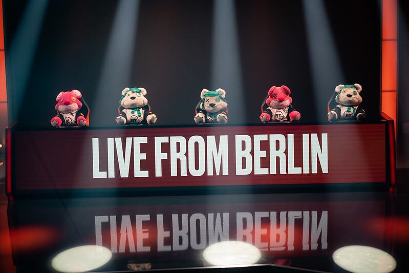 Live Berlin 2911