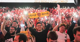 Lo L Worlds Fans