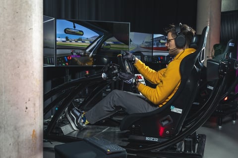 Sim Racing in der Jochen Schweizer Arena c Matze Ried 1