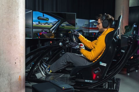 Sim Racing in der Jochen Schweizer Arena