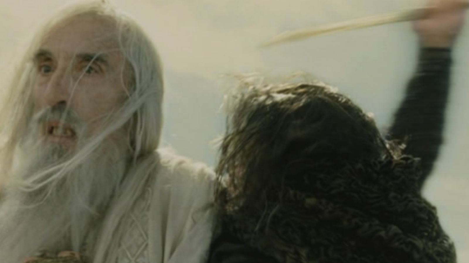 Saruman Stabbed by Wormtongue