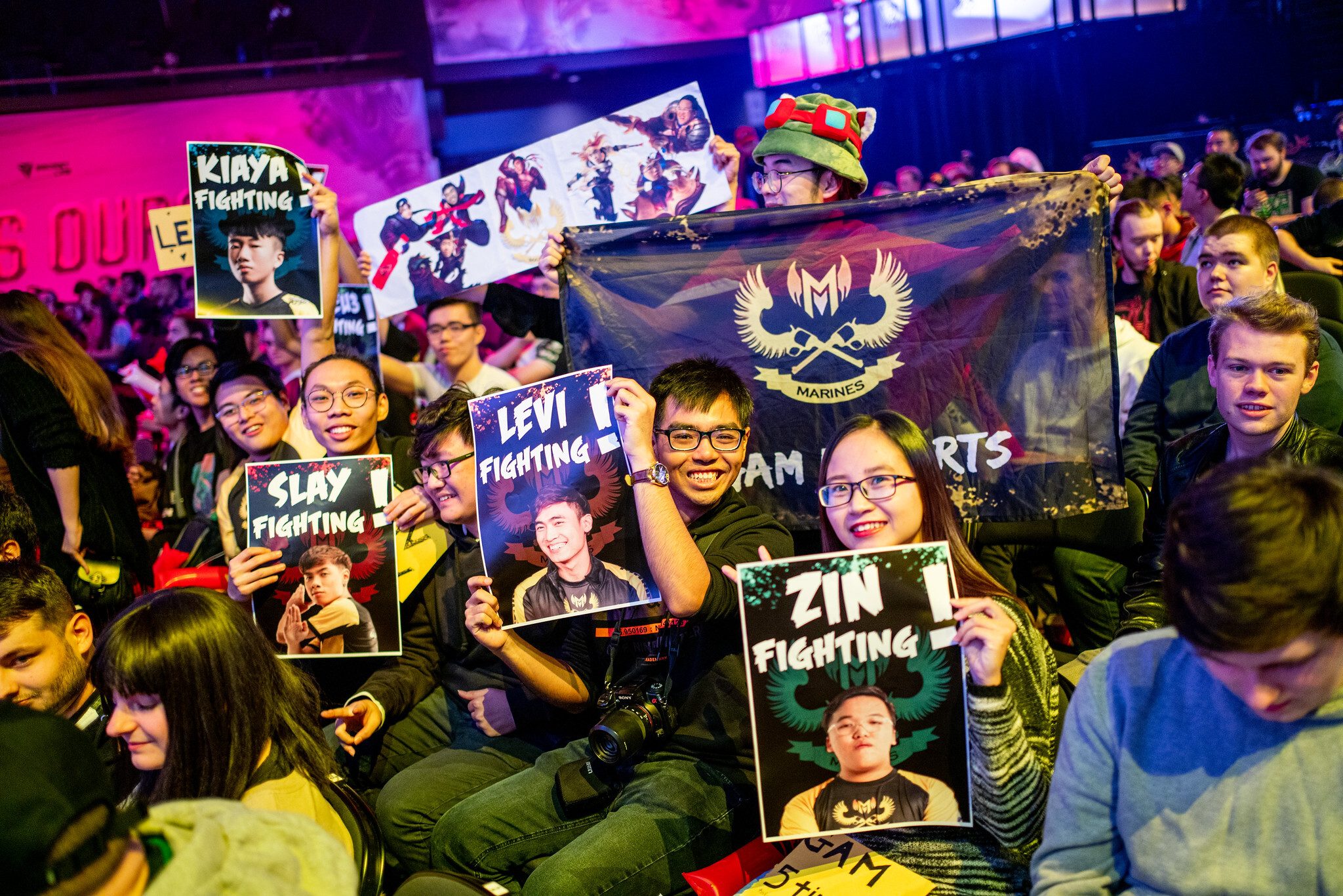 Worlds 2019 GAM Fans