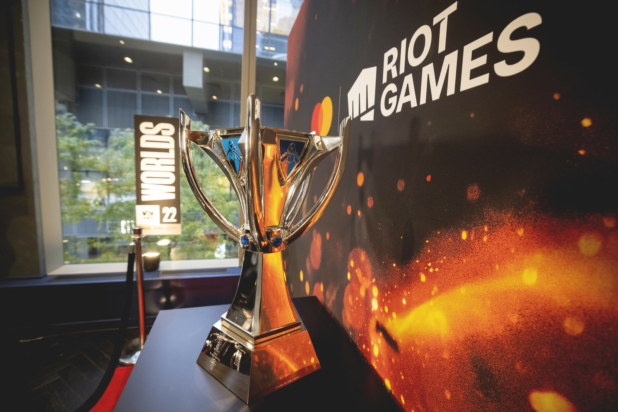 Worlds 2022 Trophy New