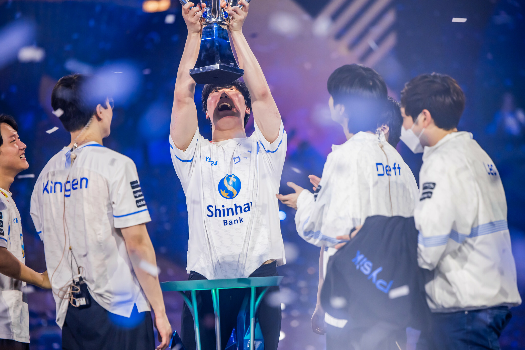 Worlds Finals Winners and trohpy
