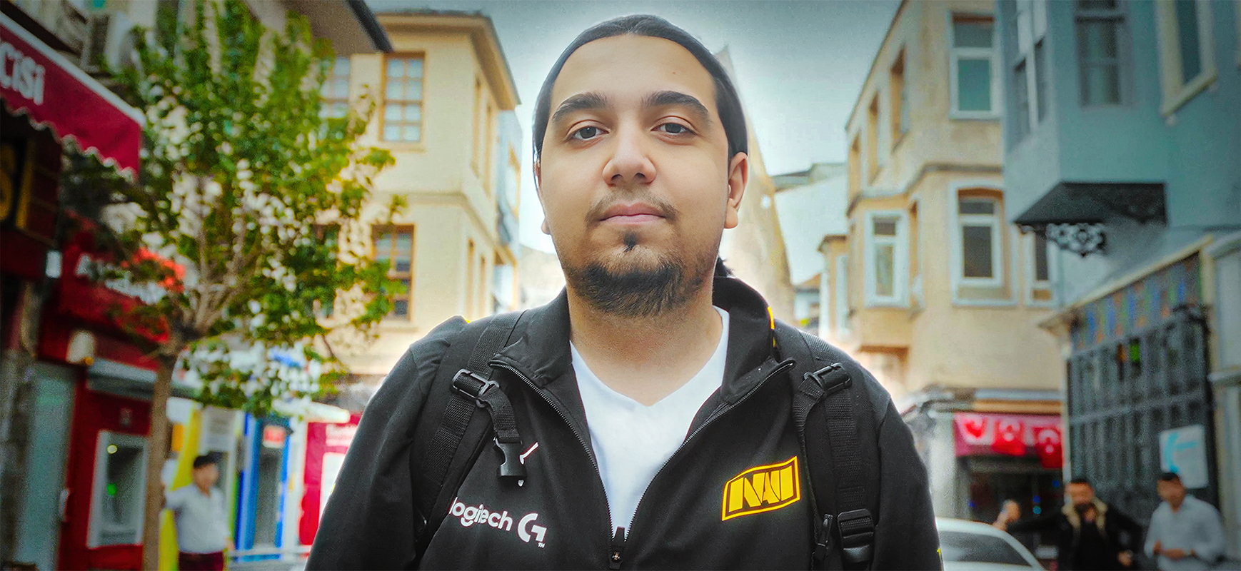 Cned natus vincere