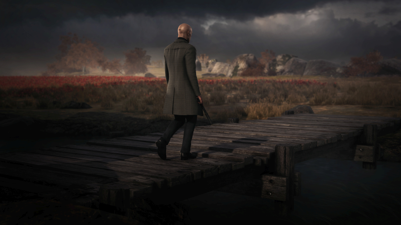 Agent 47 walking through Dartmoor in Hitman 3