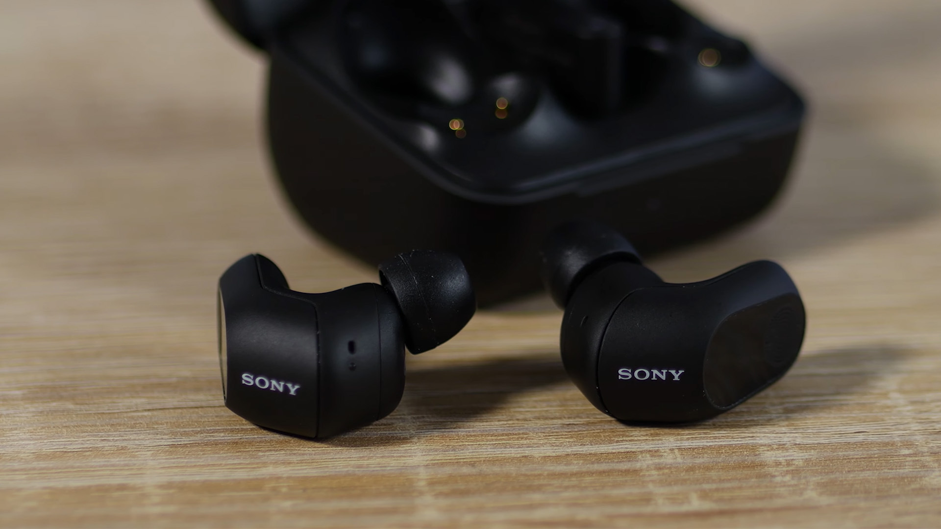 Für Earbuds sind die Inzone recht groß. © Gamers Gear