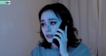 Jade streamer phonecall