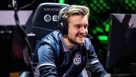 Jerax og dota 2