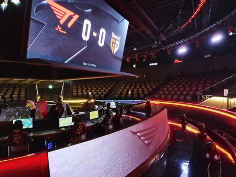 Lck mina kim coronavirus empty arena
