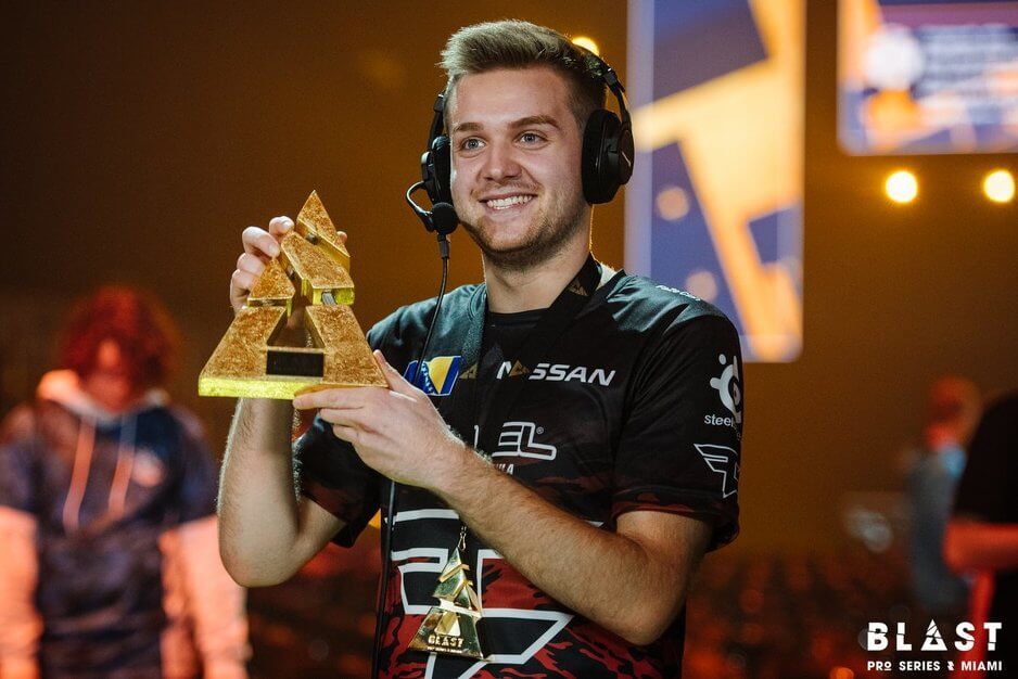 because NiKo never won a major trophy, he will approach G2 as a chapter that he has to suceed in.