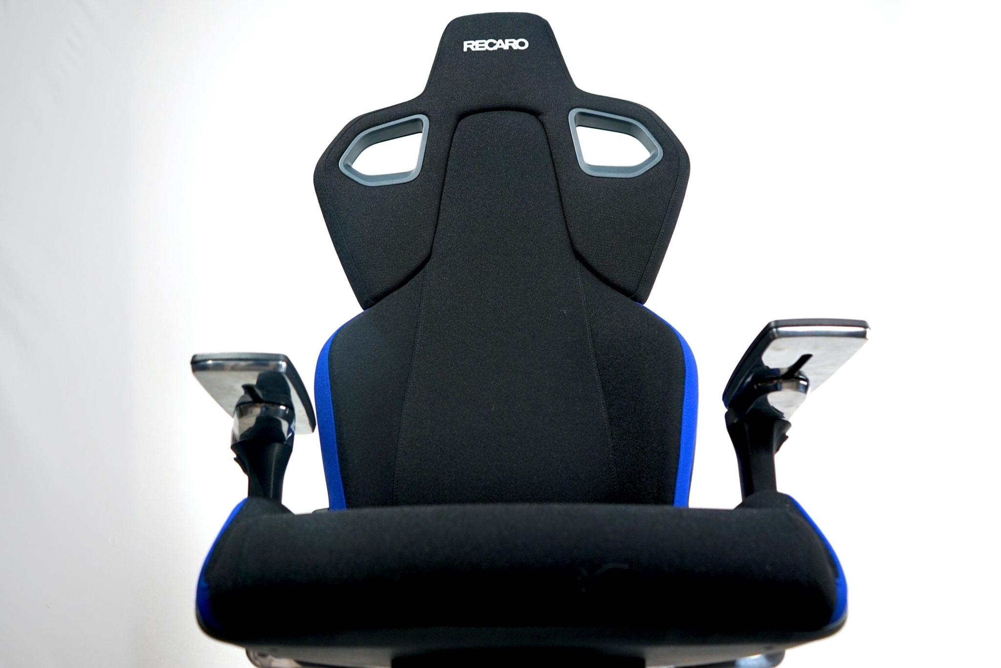 Recaro exo thumbnail W Io WG