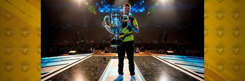 S1mple lifting cup