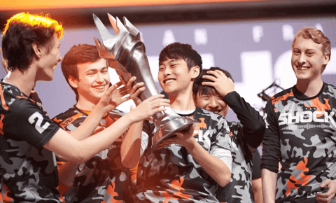 Sf shock hold owl trophy