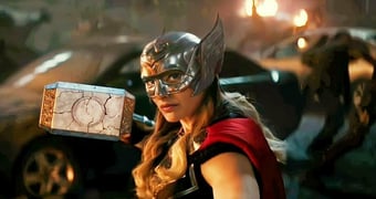 Thor love and thunder jane foster