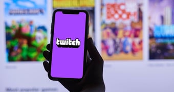 Twitch streamer money leben geld reich gehalt verdienst